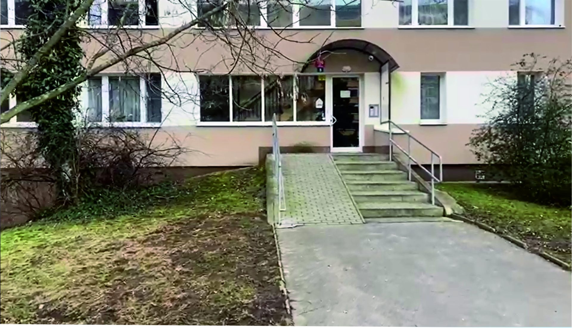 Byt 2+kk kousek od metra